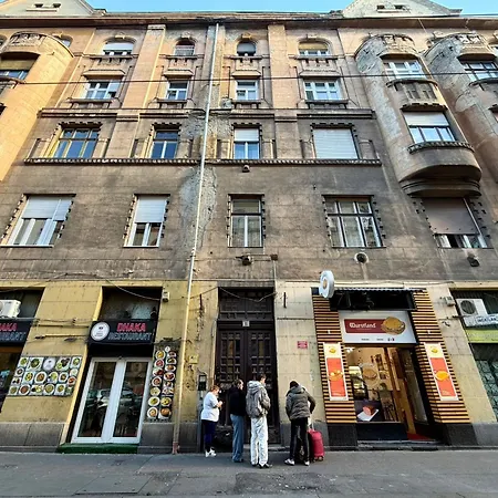 Luxe 3bed 3bath Steps To New York Cafe & Szimpla Kert Boedapest