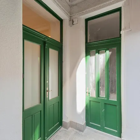 Luxe 3bed 3bath Steps To New York Cafe & Szimpla Kert * בודפשט