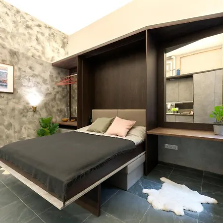 Luxe 3bed 3bath Steps To New York Cafe & Szimpla Kert