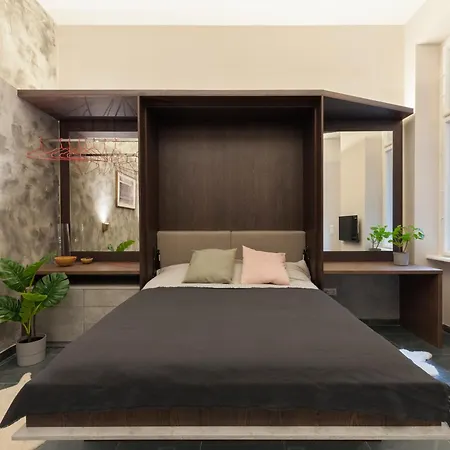 Luxe 3bed 3bath Steps To New York Cafe & Szimpla Kert *