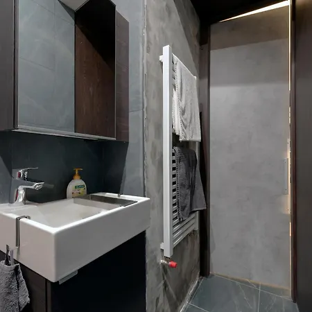 Luxe 3bed 3bath Steps To New York Cafe & Szimpla Kert Budapesta