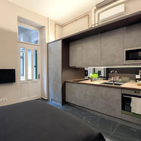 Luxe 3bed 3bath Steps To New York Cafe & Szimpla Kert Lägenhet *