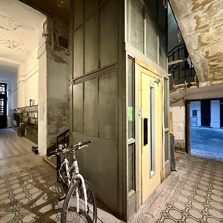Luxe 3bed 3bath Steps To New York Cafe & Szimpla Kert Lägenhet Budapest